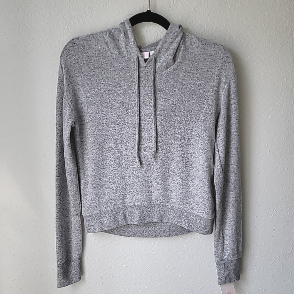 Make + Model Ultra Soft Hoodie Size XSmall Color Heather Grey NWT